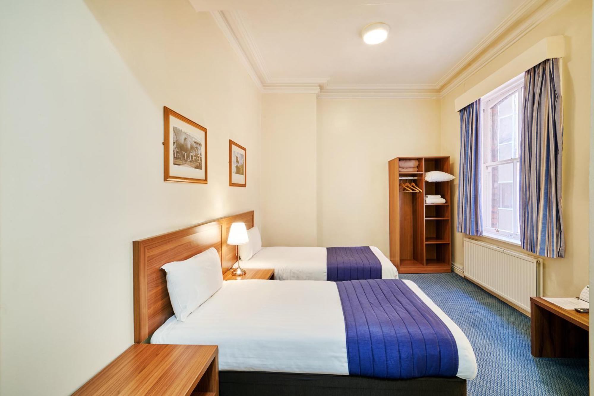 Discovery - Hotel 2*