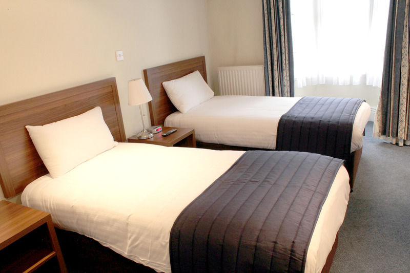 Discovery - Hotel 2*
